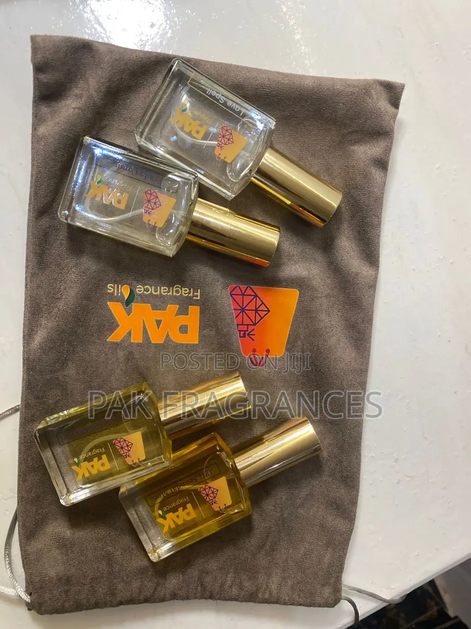Branded Perfume Oils **Read Description**