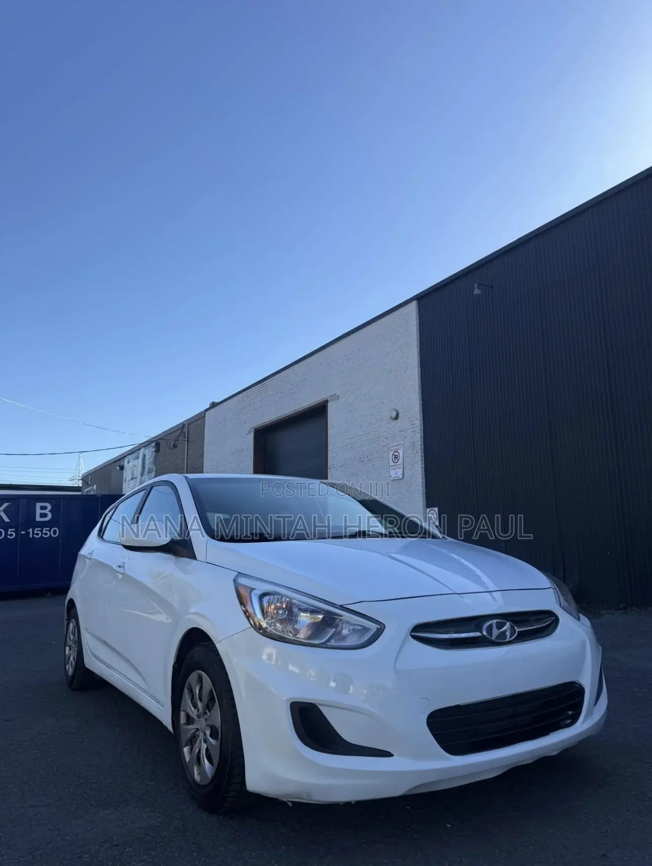 Hyundai Accent SE Hatchback 2017 White