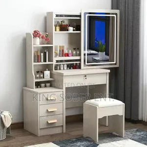 Vanety Dressing Mirror With Led Light