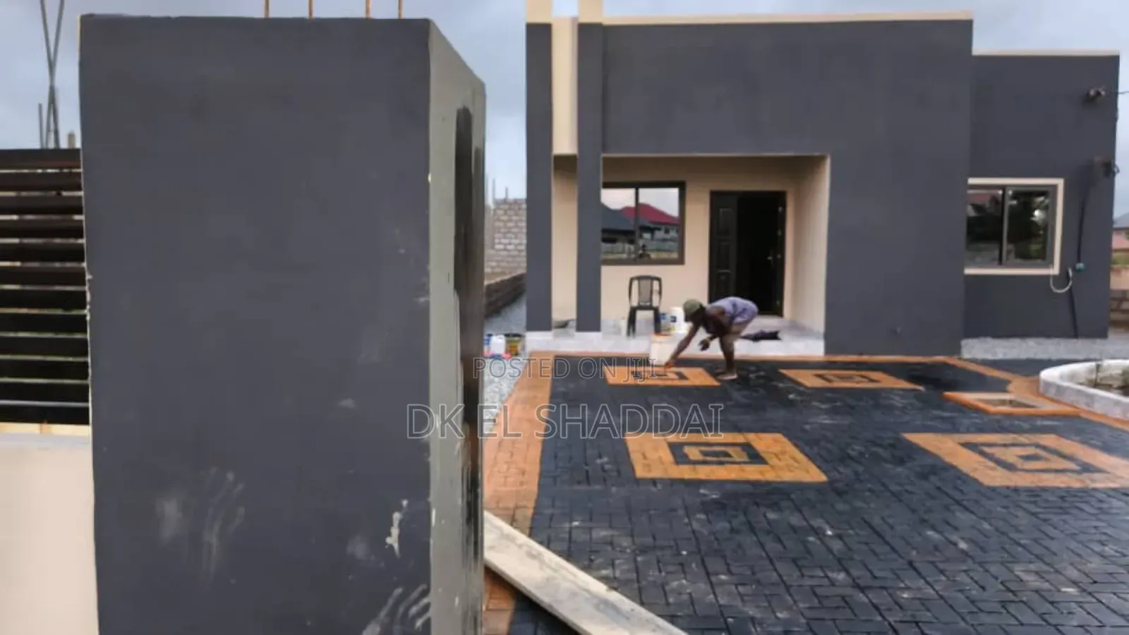 3bdrm House in Pokuase for sale