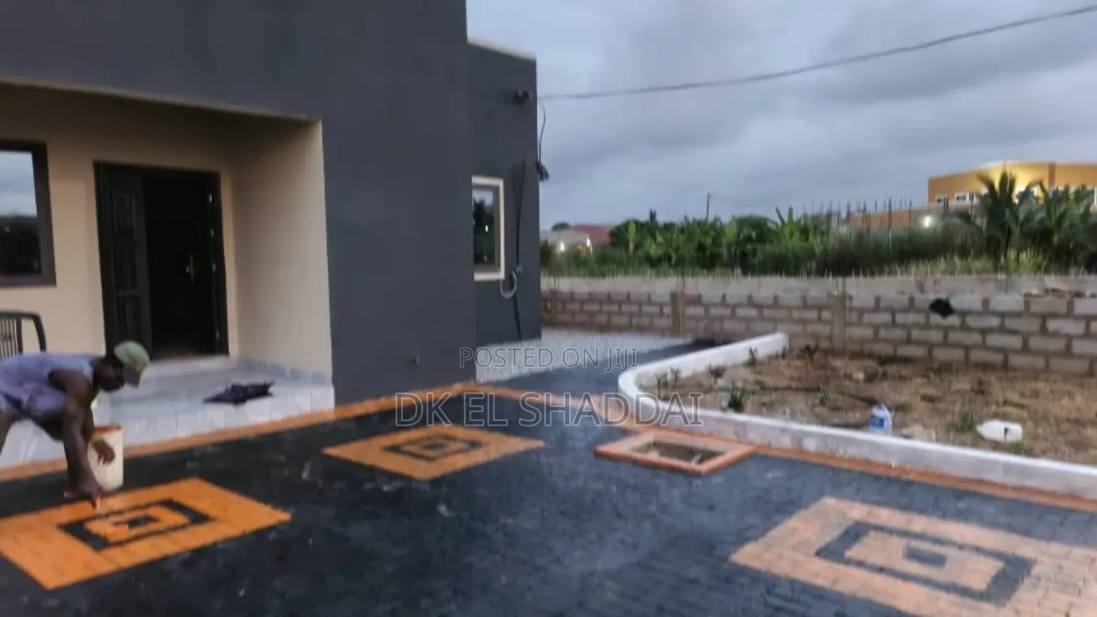 3bdrm House in Pokuase for sale