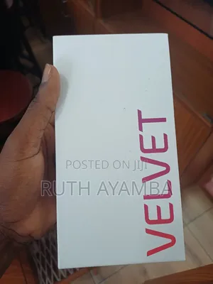 New LG Velvet 128 GB Silver
