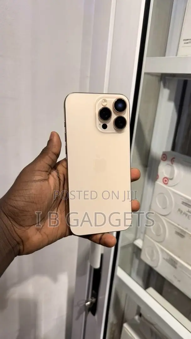 Apple iPhone 16 Pro Max 1 TB Gold