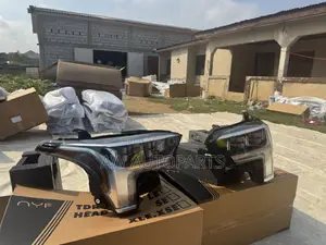 Toyota Tundra 2022-2025 Headlights Pair