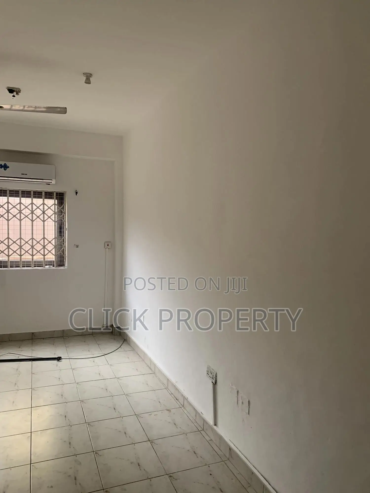 1bdrm Apartment in Click Property, UPSA Area for rent