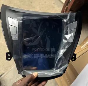 Hyundai Elantra 2012 Tesla Android
