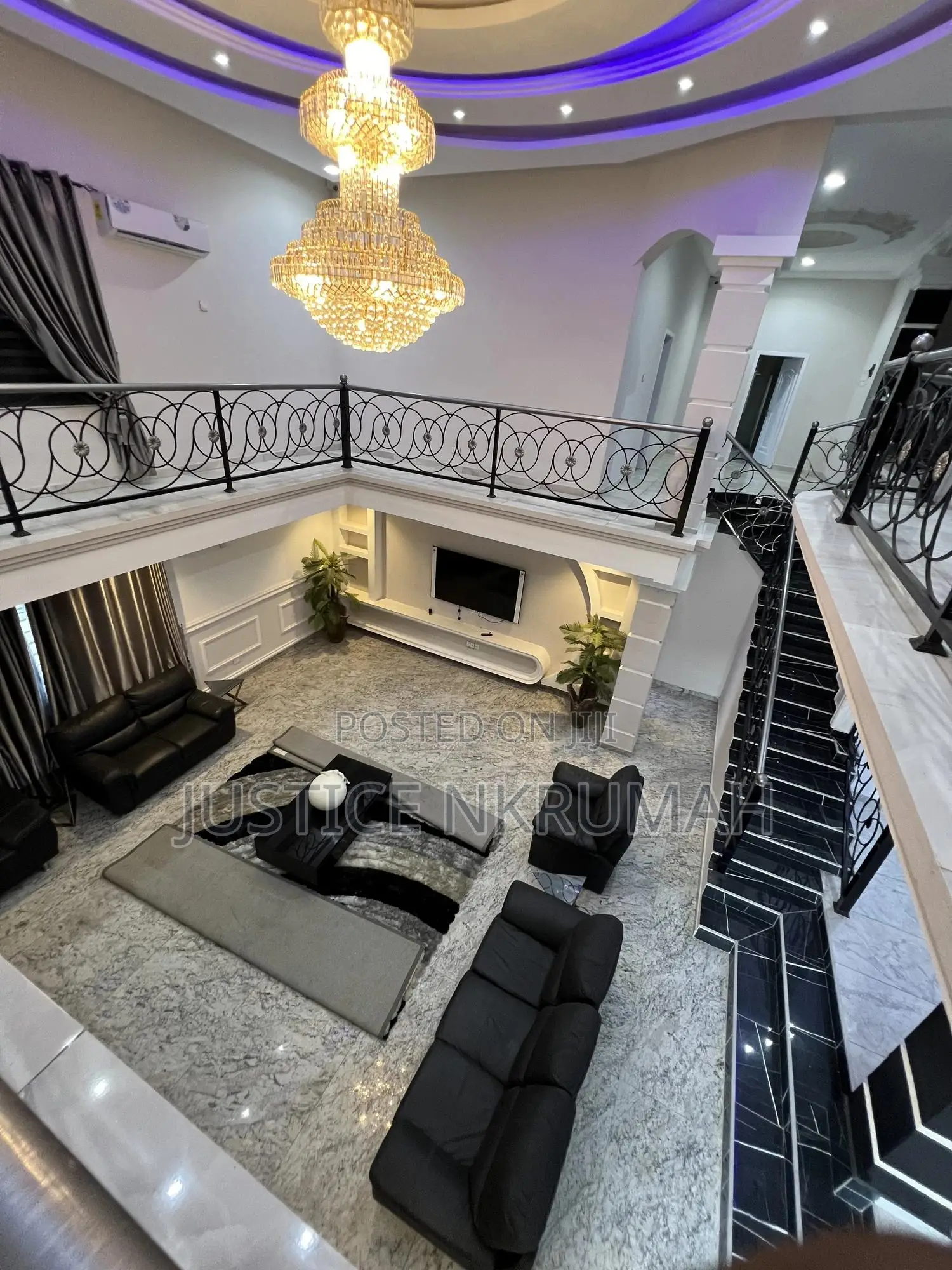 Furnished 8bdrm Apartment in Mr Justice Estate, Kasoa for sale