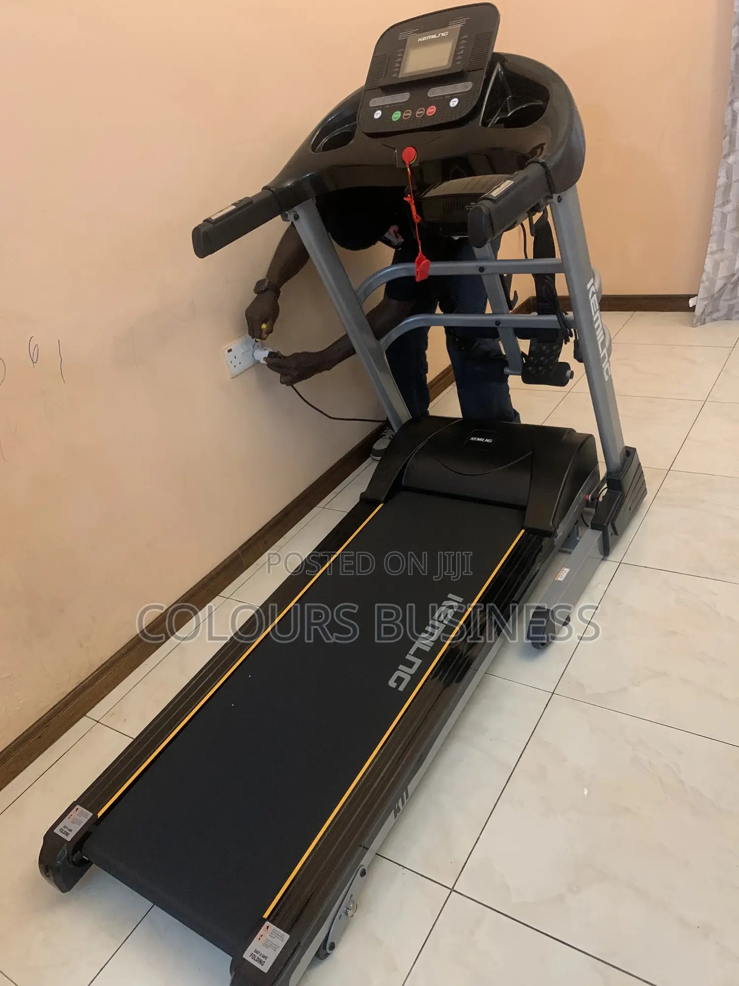Treadmill With Massager(130kg)