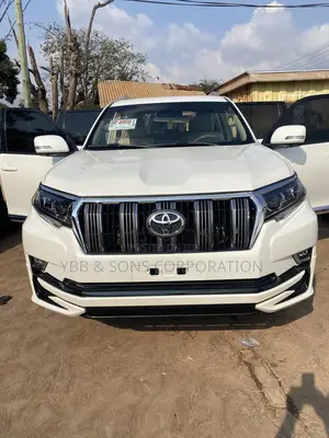 Toyota Land Cruiser Prado 2015 White