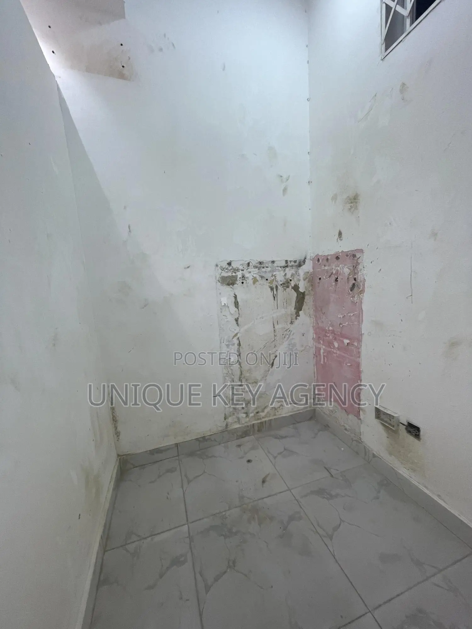 Shop to Let in Dzorwulu