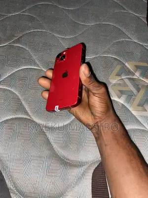 Apple iPhone 13 128 GB Red
