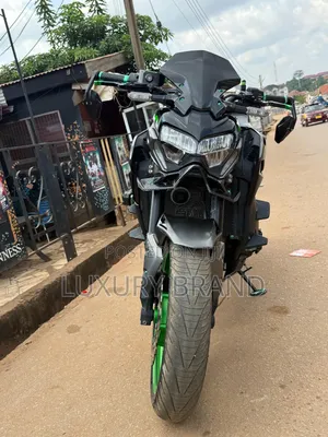 Kawasaki Z900 2023 Black