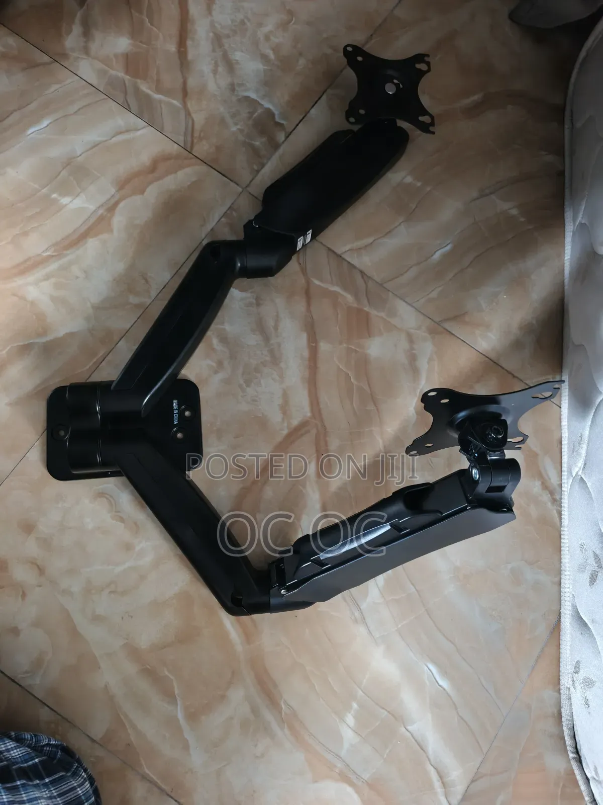 Wali Dual Monitor Wall Mount