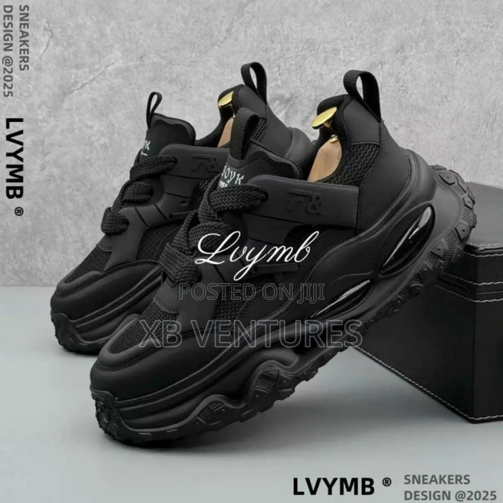 Non-Slip Thick
Wear-Resistant Fashion Sneakers