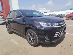 Toyota Highlander LE 4x2 (2.7L 4cyl 6A) 2018 Black