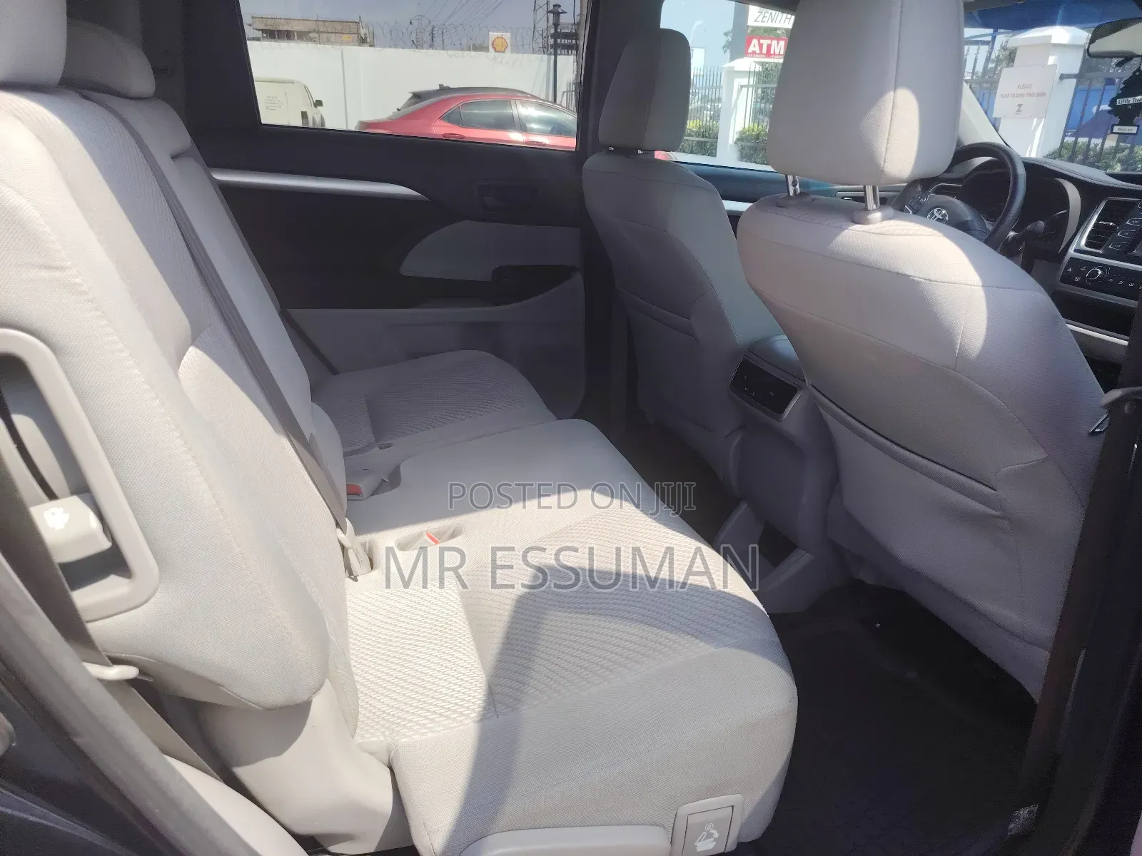 Toyota Highlander LE 4x2 (2.7L 4cyl 6A) 2018 Black