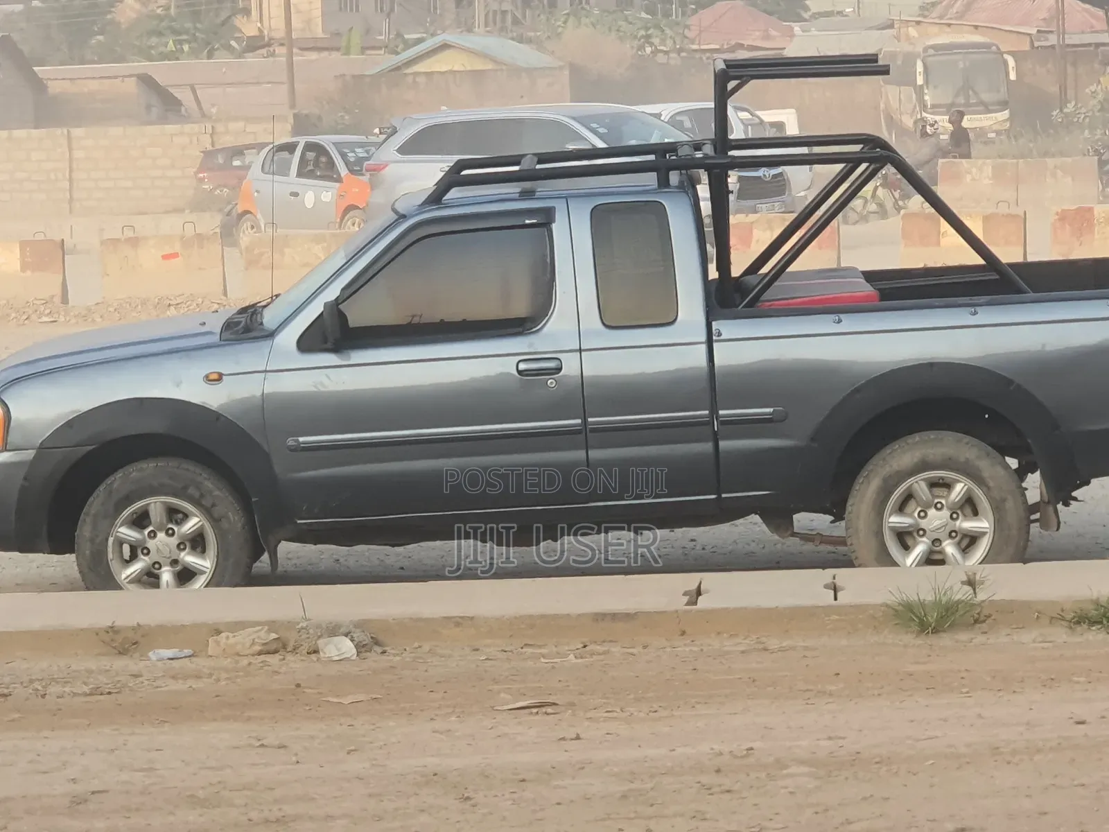 Nissan Frontier 1999 Gray