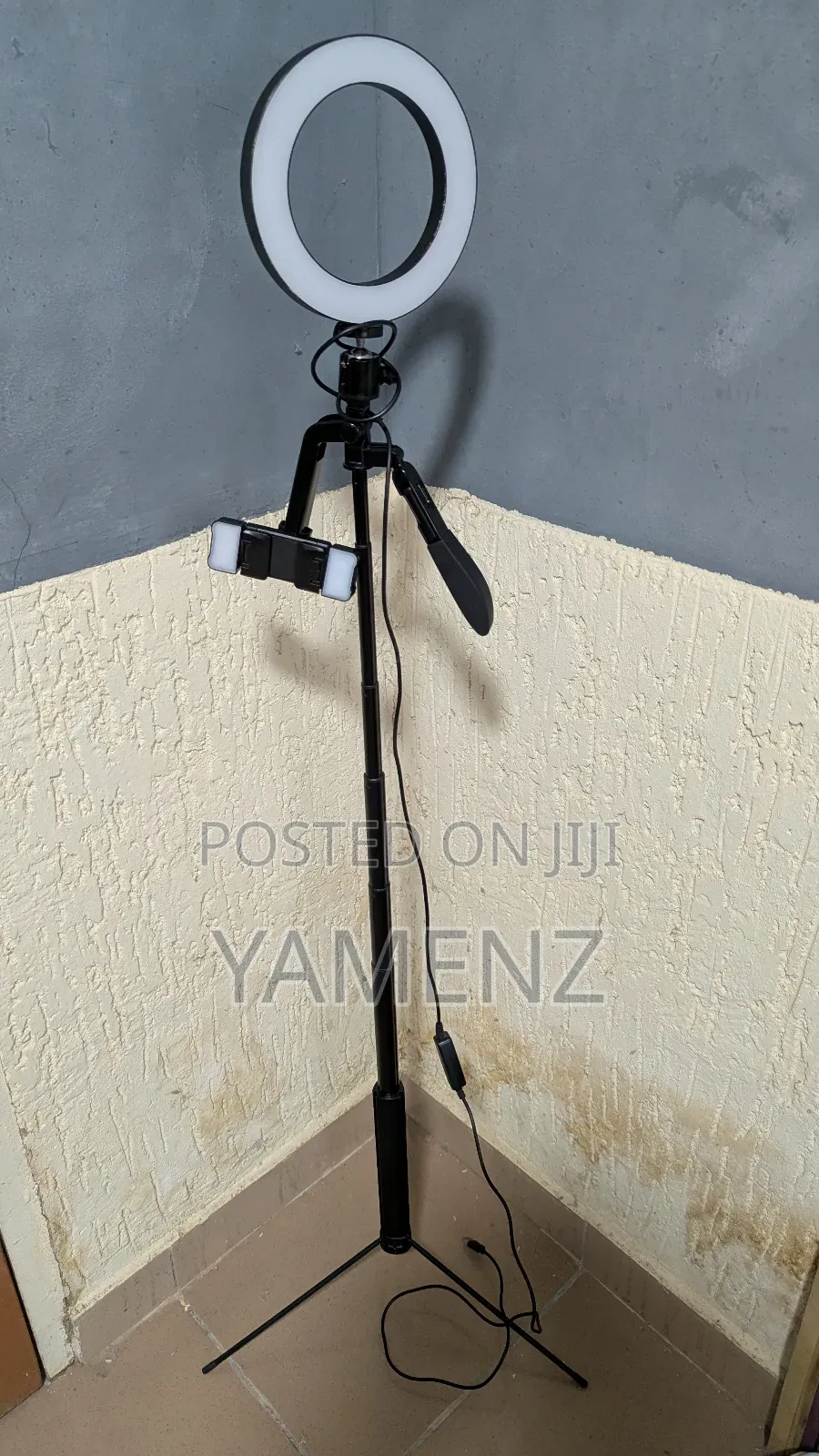 Tripods Monopods
Phone Tripod Stand / Selfie Stick