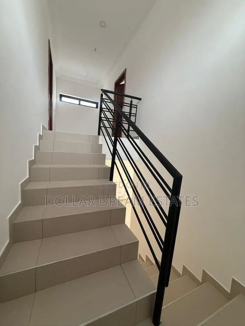 3bdrm House in Oyarifa for sale