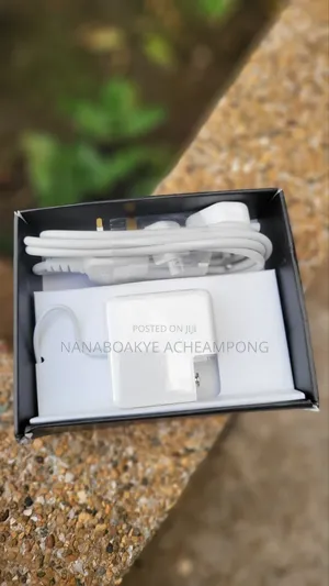 Original Uk 65w Apple Laptops Charger