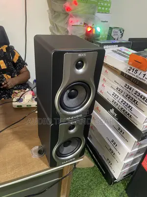 M- Audio Bx5 Carbon Studio Monitor