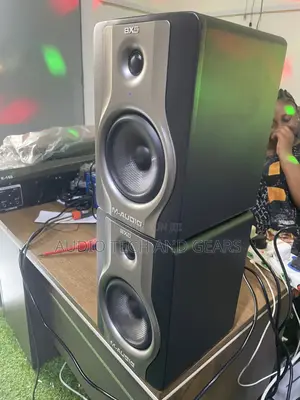 M- Audio Bx5 Carbon Studio Monitor