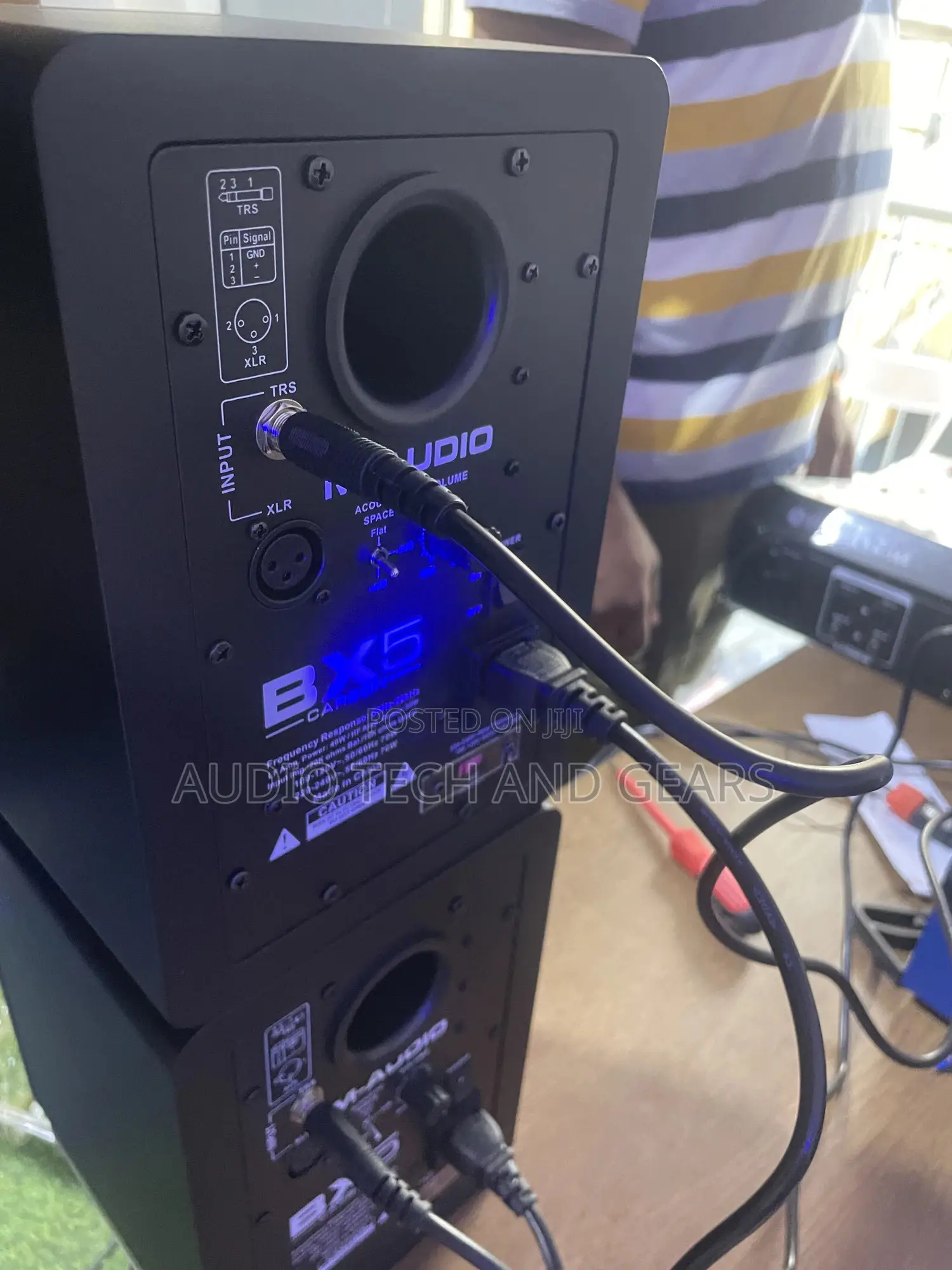 M- Audio Bx5 Carbon Studio Monitor