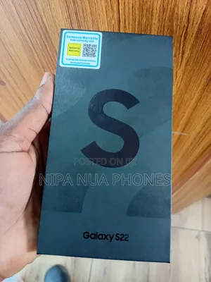 New Samsung Galaxy S22 5G 128 GB Gold