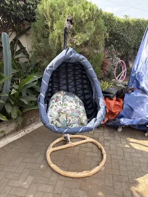 Rattan Oval Swing Chair