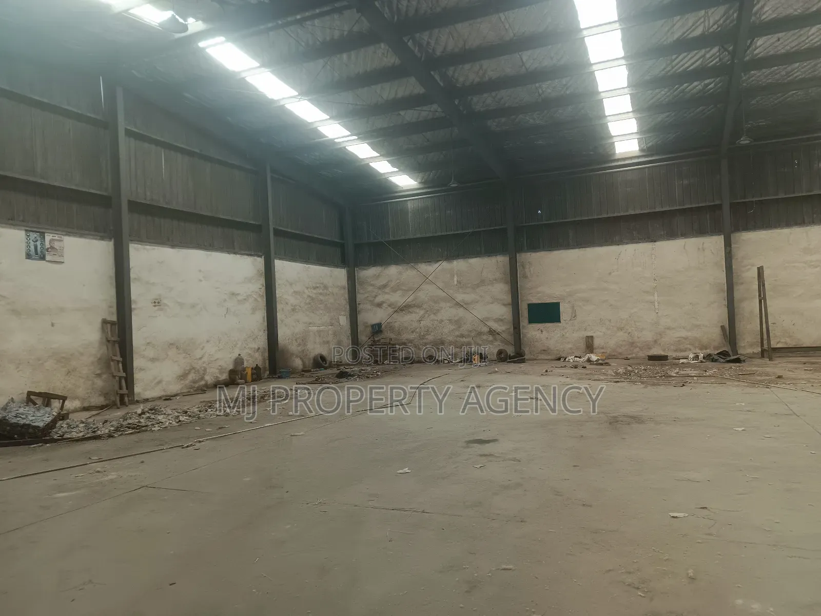 1000 SQM Warehouse on 2 Acres