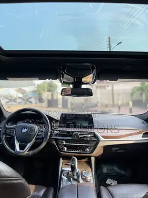 BMW 530i 2017 White