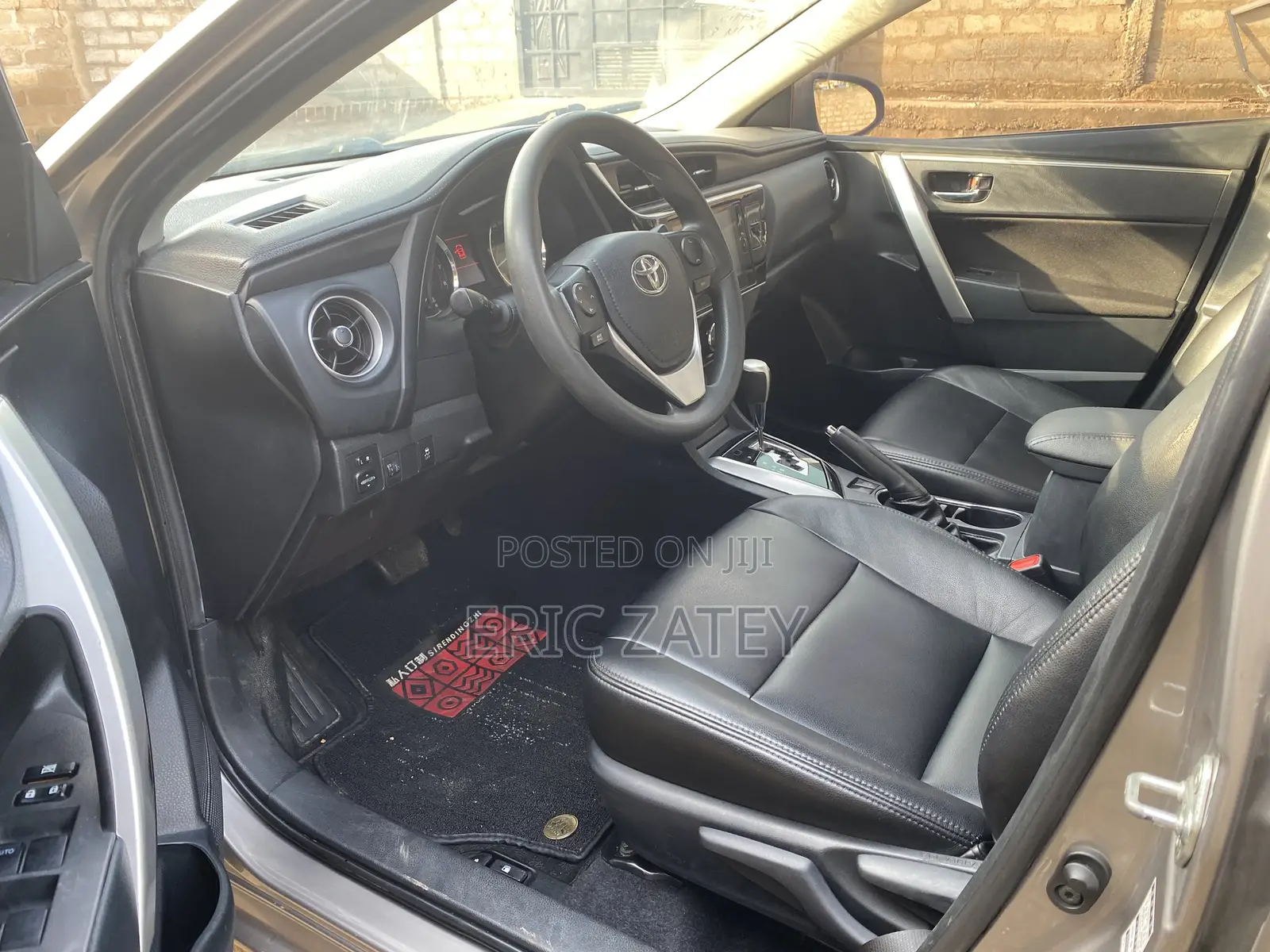 Toyota Corolla 2018 Gray