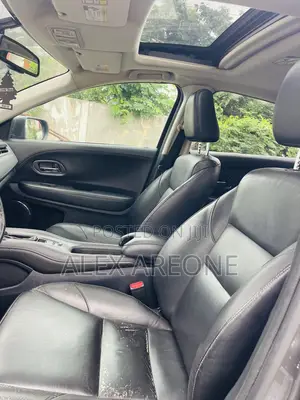 Honda HR-V 4dr SUV (1.5L 4cyl CVT) 2016 Gray
