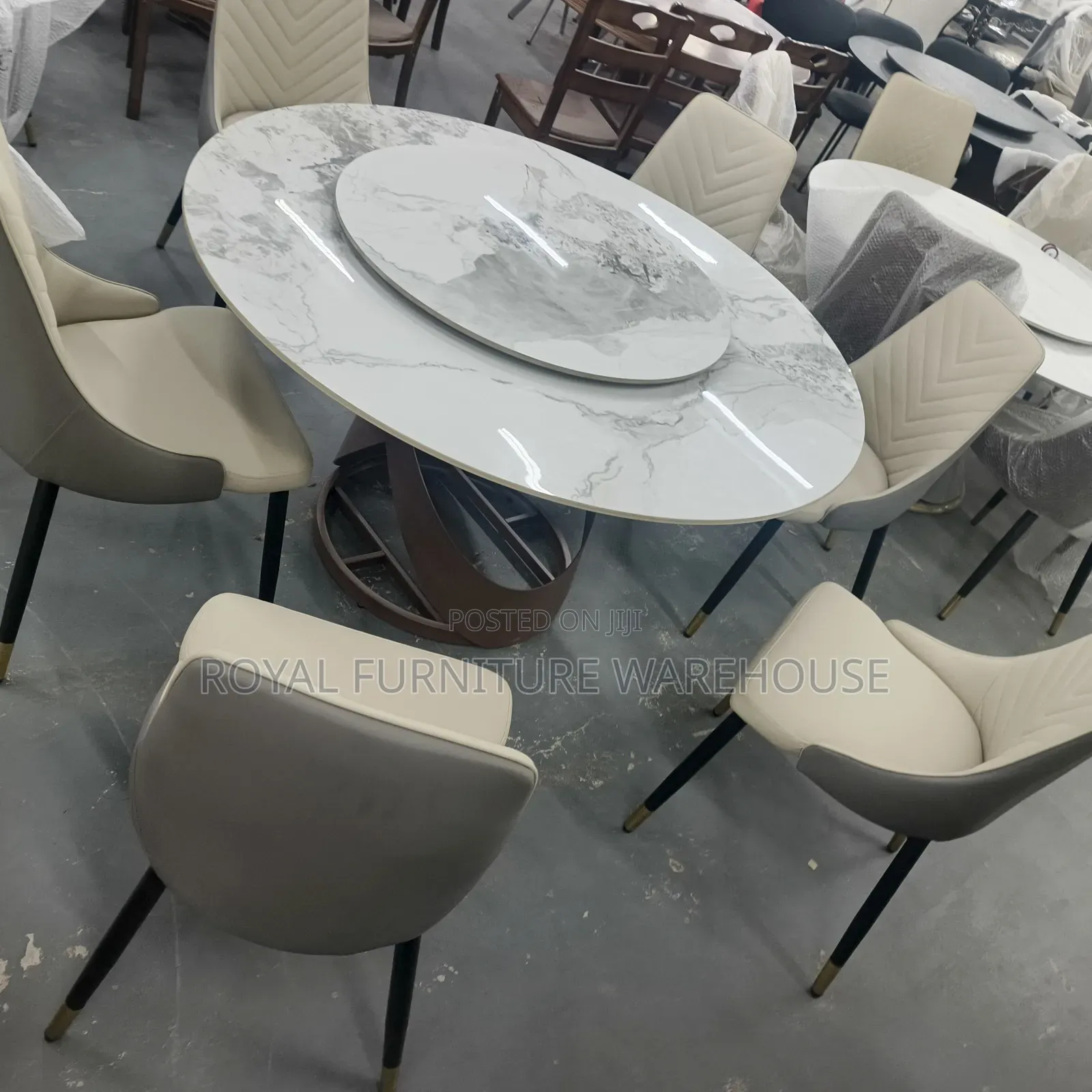 Nordic Glam Round Marble Dining Table With a Lazy Susan. (T002-F15)