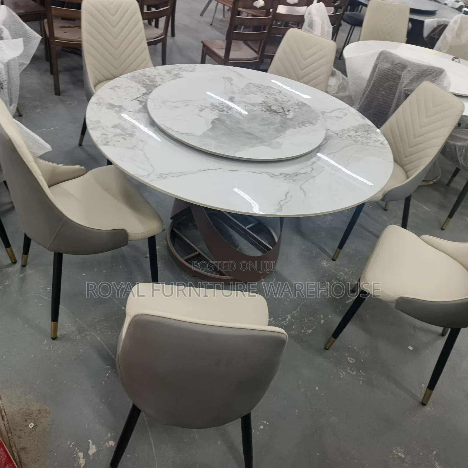 Nordic Glam Round Marble Dining Table With a Lazy Susan. (T002-F15)