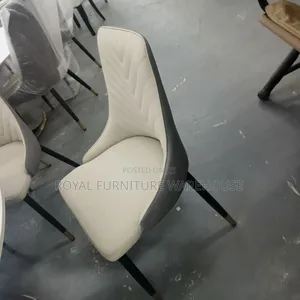 Nordic Glam Round Marble Dining Table With a Lazy Susan. (T002-F15)