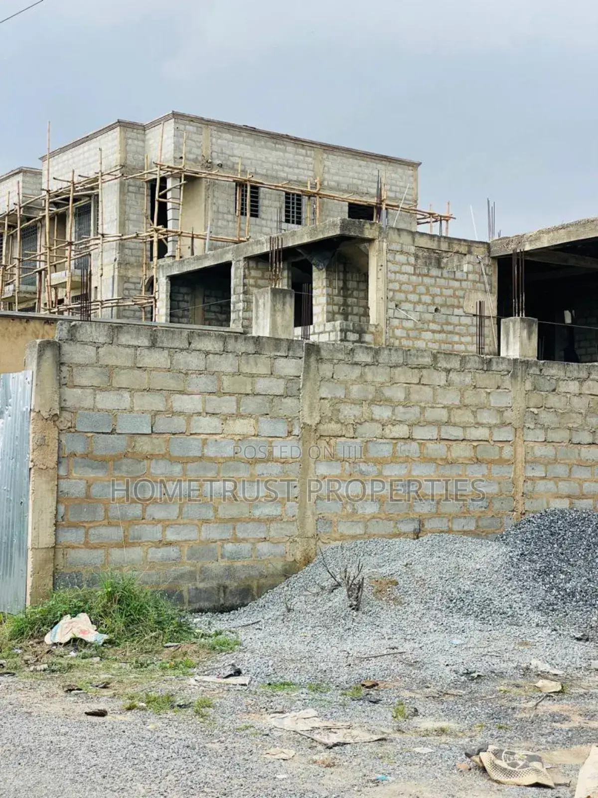 8bdrm Duplex in Home Trust, Ablekuma for sale