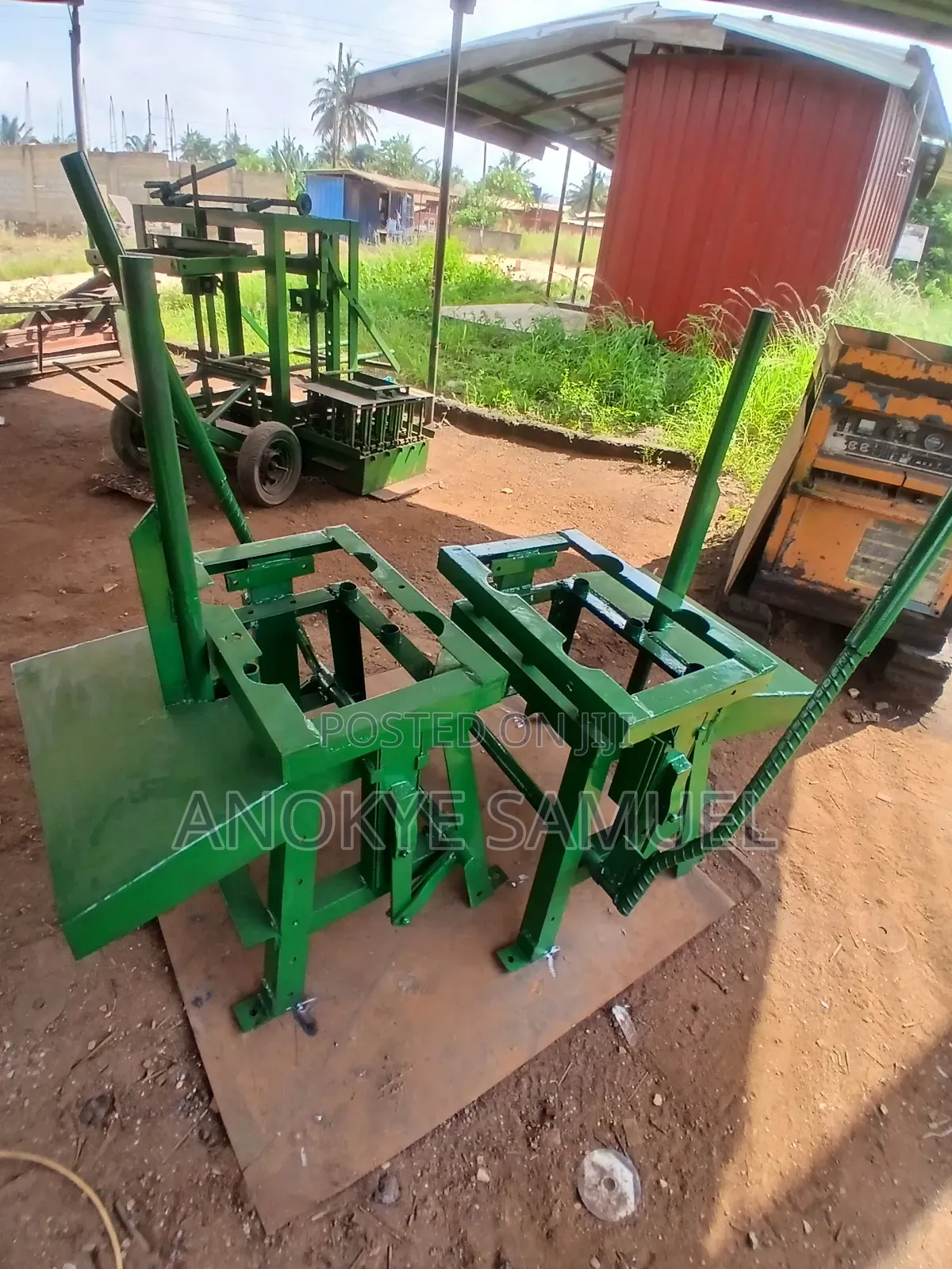 Concrete Block Machine