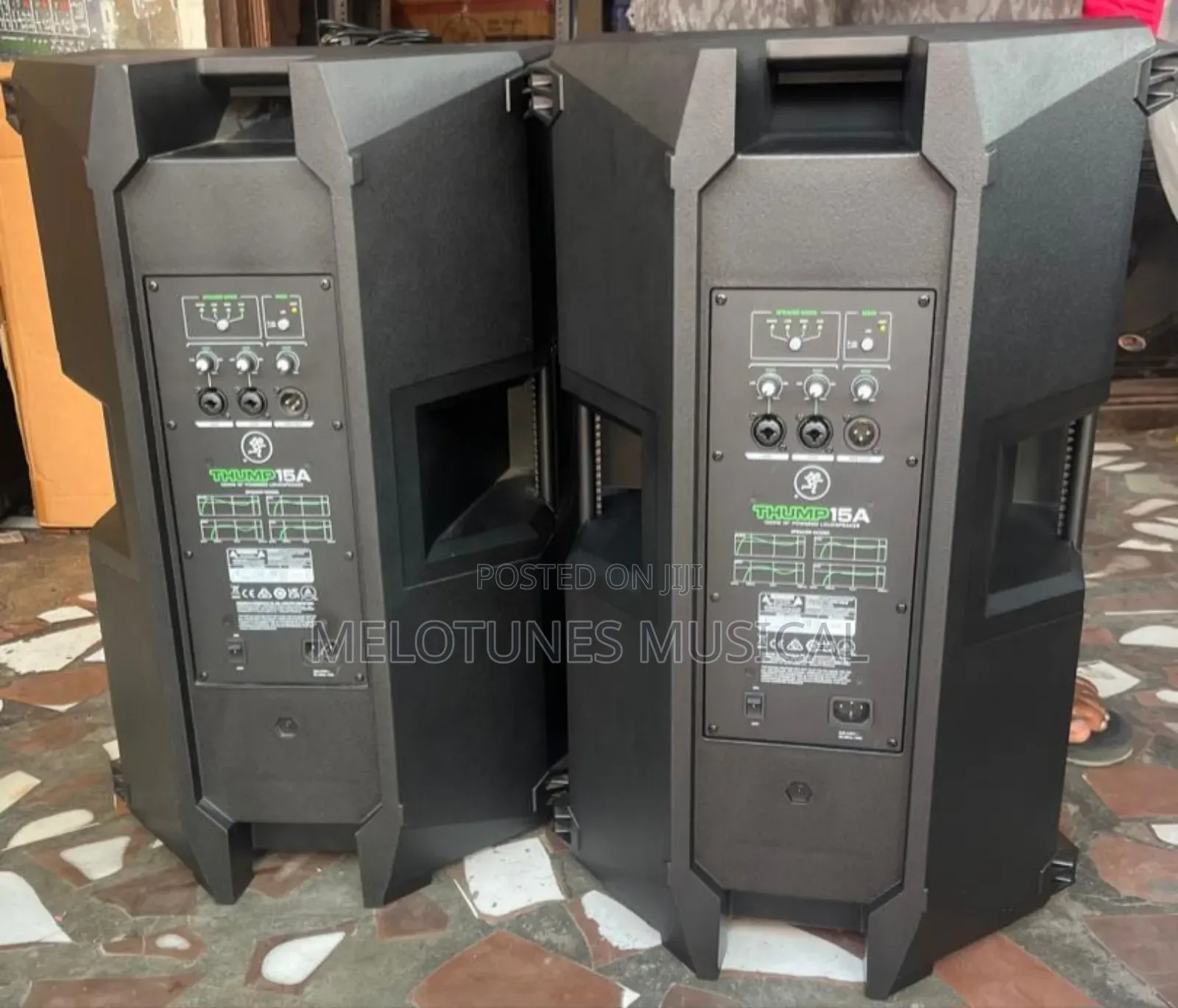 Mackie Thump15a 15" Powered Loudspeakers.
