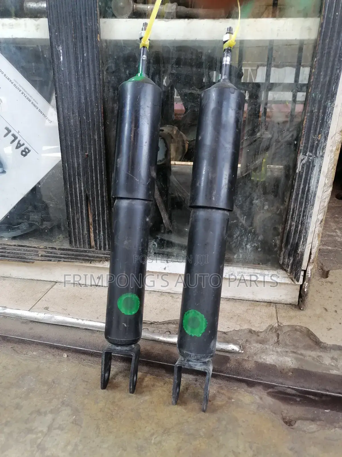 Hummer 3 Front Shocks Absorbers