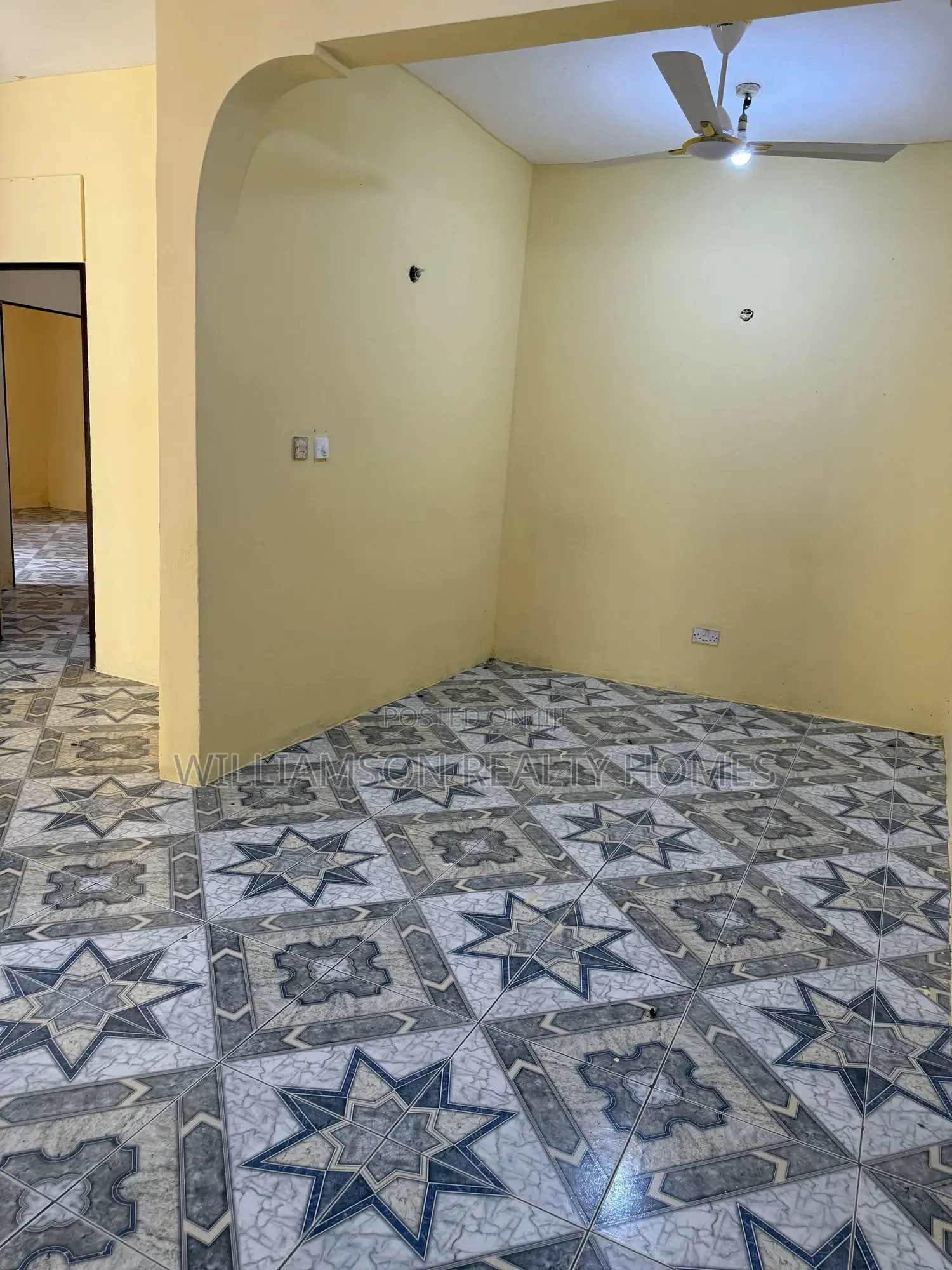 3bdrm Apartment in Hfc Estate Area, Spintex for rent