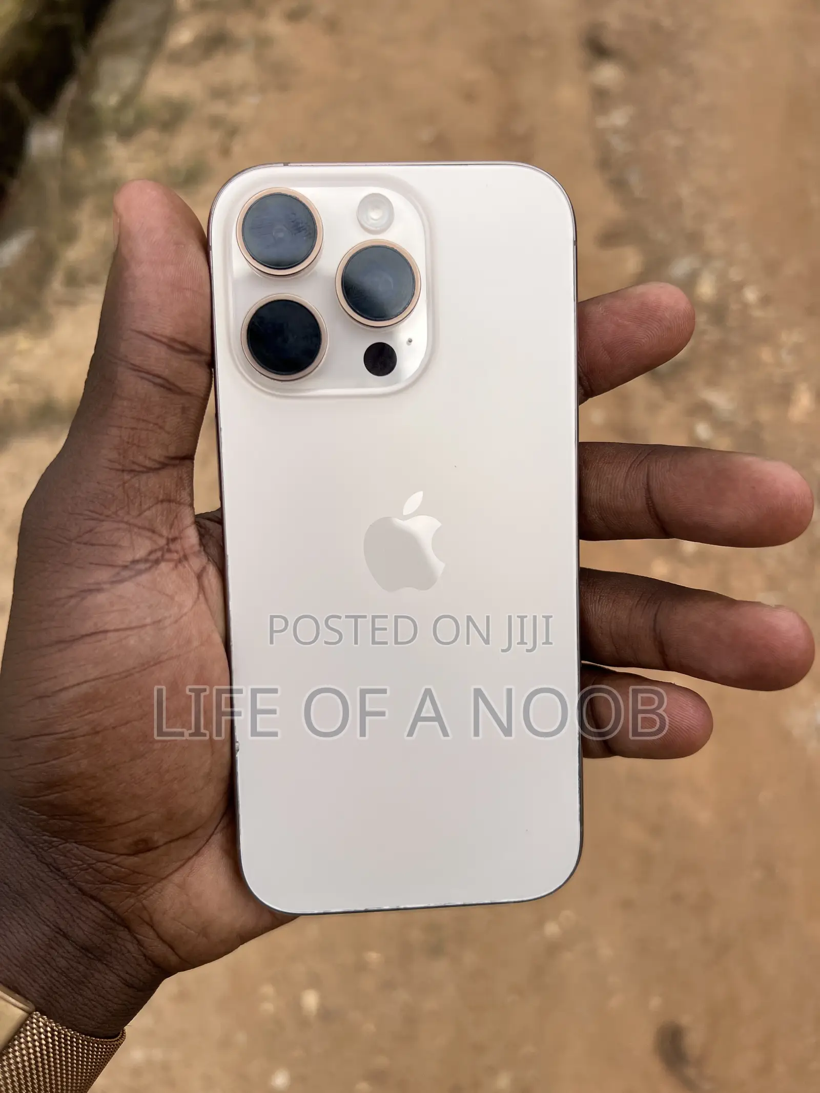 Apple iPhone 16 Pro 128 GB Gold