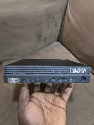 Desktop Computer Lenovo 16GB AMD Ryzen 5 SSD 512GB