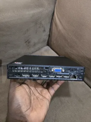 Desktop Computer Lenovo 16GB AMD Ryzen 5 SSD 512GB