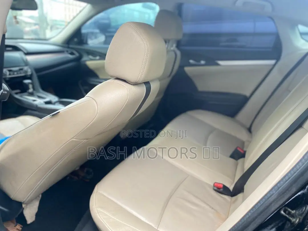 Honda Civic Touring 4dr Sedan (1.5L 4cyl) 2017 Black