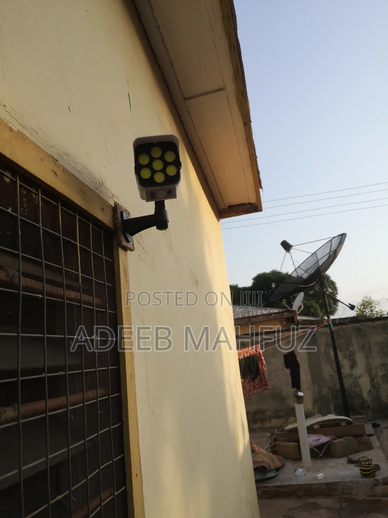 Solar Motion Sensor Security Light