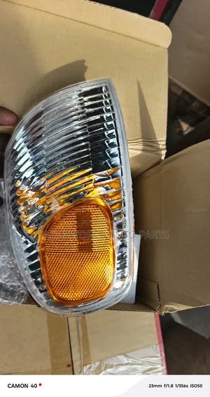 Geo Prizm/Kwame Travigator Light Pair