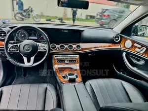 Mercedes-Benz E300 Available for Rentals Book Now!