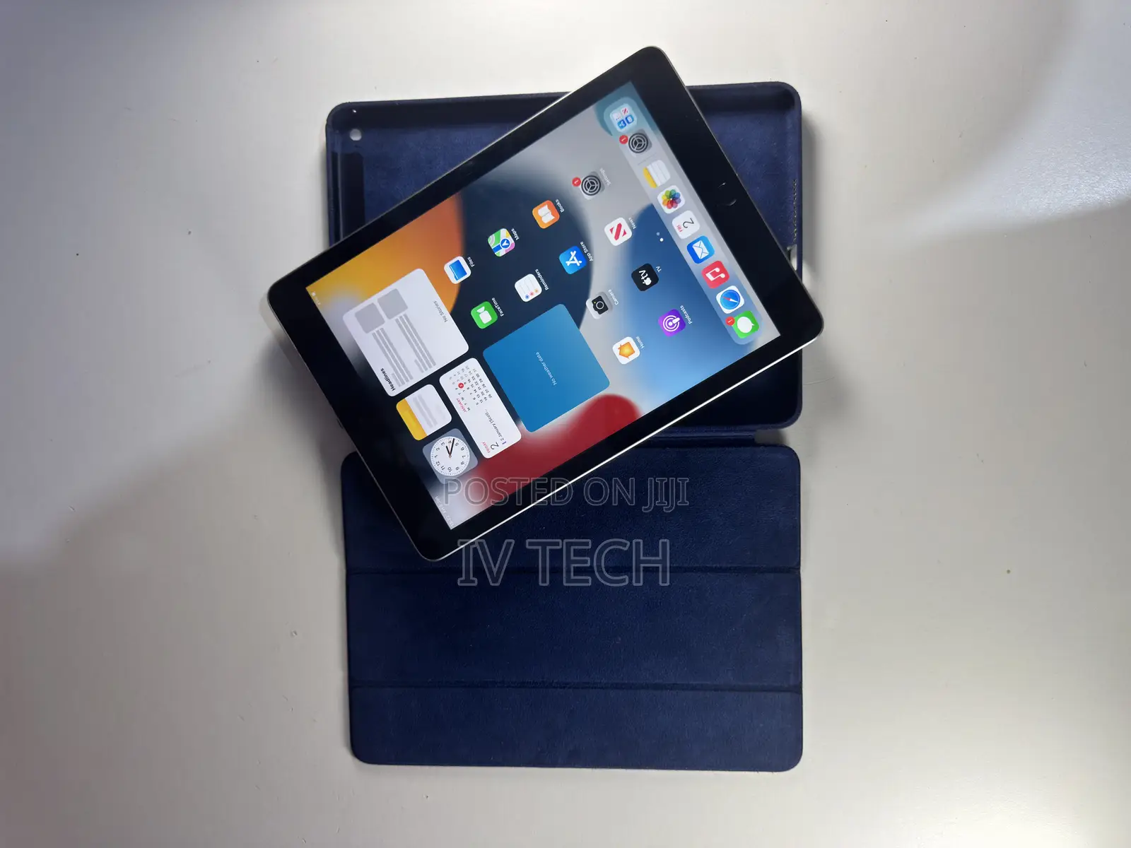 Apple iPad Wi-Fi 32 GB Silver