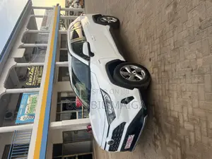Toyota RAV4 Hybrid 2020 White